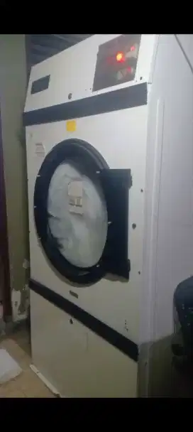 Mesin Dryer Pakaian Merk Image Bukan Maytag Speedqueen