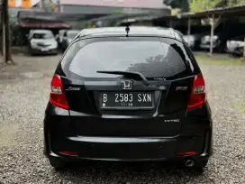 HONDA JAZZ RS 2011 FACELIFT