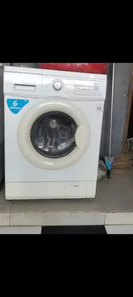 Mesin cuci LG satu tabung