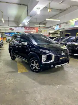 Low KM Mitsubishi Xpander Cross 1.5 AT 2022 Matic Expander 2023