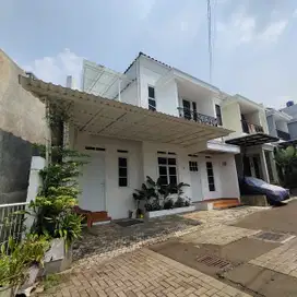 Rumah mewah 2 lantai di Beji Depok dekat pintu toll