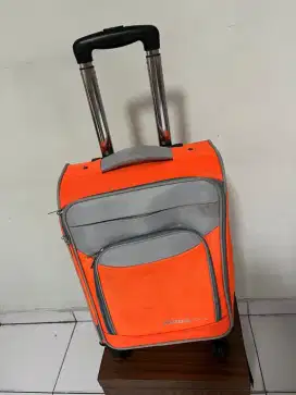 Koper uk.kabin pesawat