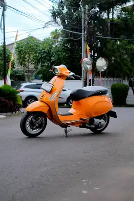 PIAGGIO VESPA SPRINT 150 3VIE 2014 MURAH BANGETTTT