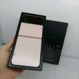 Samsung Galaxy Z Flip 4 8/128