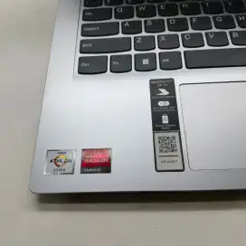 LAPTOP LENOVI IP SLIM 1