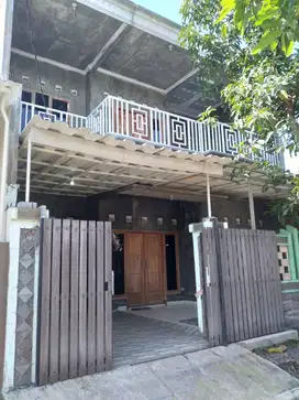Dijual cepat rumah baru renov 1,5 M, Tropodo, Surya Citra Residence