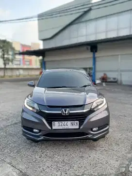 HRV PRESTIGE SUNROOF 1.8CC AT TH 2017 LOW KM ONLY 80RB GRASS FULL ORI
