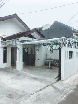 RUMAH LUAS MURAH DI GANDARIA UTARA JAKSEL