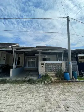 Rumah nyaman full renovasi siap huni banyak bonus nya