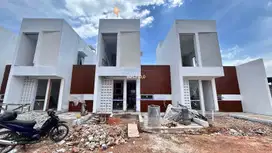 Take Over Rumah 2 Lantai View Laut di Hillside Serenity Central City