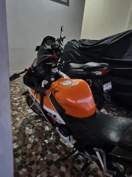 CBR 150R K45a Lokal GANTENG