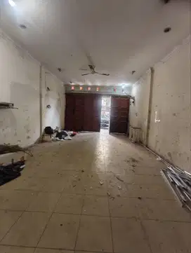 RUKO 3LT MURAH, TEPI JALAN PEMUDA DEKAT MALL CIPUTRA . PCW PEKANBARU