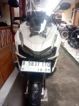 Adv 160 cc cbs tahun 2024