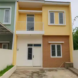 Rumah idaman masa kini 2 lantai di pusat kota