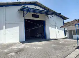 Disewakan gudang siap pakai, Lantai Cor,Deket tol dan pelabuhan