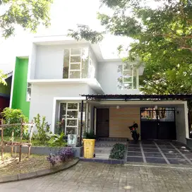 Dijual Cepat Rumah 2 lantai di Komplek Perumahan BUKIT BAR