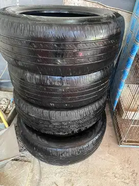 Ban r18 225/60 champiro