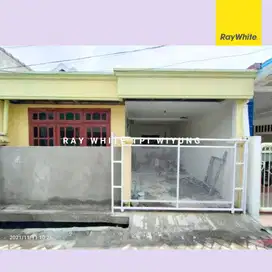 Dijual rumah Darmo Indah minimalis Baru renovasi