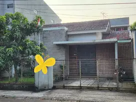 Dijual cepat dan murah rumah Griya Loka Bsd