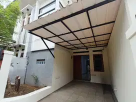Disewakan Rumah Minimalis Siap Huni di Sayap Setraduta