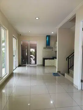 Disewakan dan Di Jual Rumah Green Puri Hoek