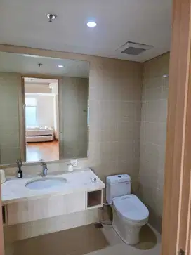 Dijual Apartemen One East 1 BR Raya Kertajaya Indah