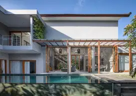 Luxury Industrial-Style Villa In Tegal Cupek, Umalas