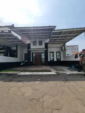 Dijual Cepat Rumah Siap Huni Sutra TownHouse  Jakarta Timur