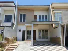 Rumah Pakuwon City Imperial Beach MINIMALIS STRATEGIS