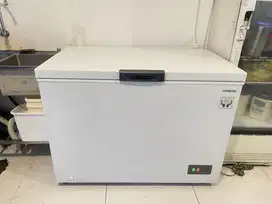Freezer Hitachi 310 Liter