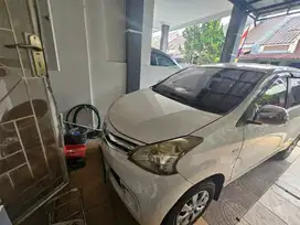 Avanza 2013 putih matic upgrade banyak