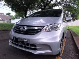 Honda Freed PSD Facelift 2012 AT