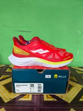 Sepatu Running Mills Treximo Saga Sonic Pack