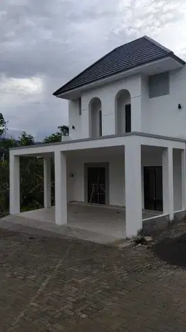 RUMAH ELEGAN DI PUDAK PAYUNG BANYUMANIK