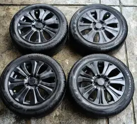 Velg dan van bekas freed r15