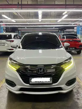Hrv Prestige 2018 Low km siap pakai mulus!!