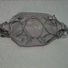 Converse Slingbag
Original