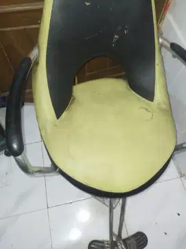 Bangku Salon  warna Hijau