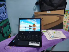 Laptop Acer E14 Fullset