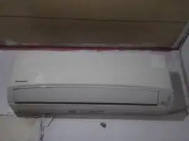 AC panasonic 1/2 PK