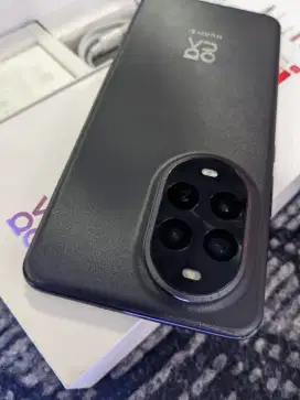 Huawei Nova 13 Pro 12/512gb Fullset Mulus. Garansi On 28 Juni