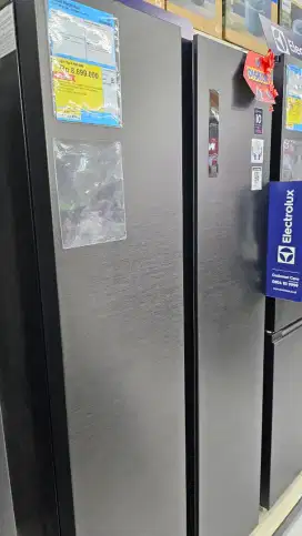 Kulkas 2 pintu elektrolux