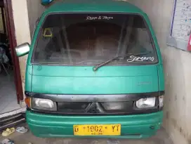 Di jual mobil Angkot
