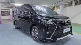 [OLXmobbi] TDP 14JT Toyota Voxy 2.0 Bensin-AT 2018 Hitam
