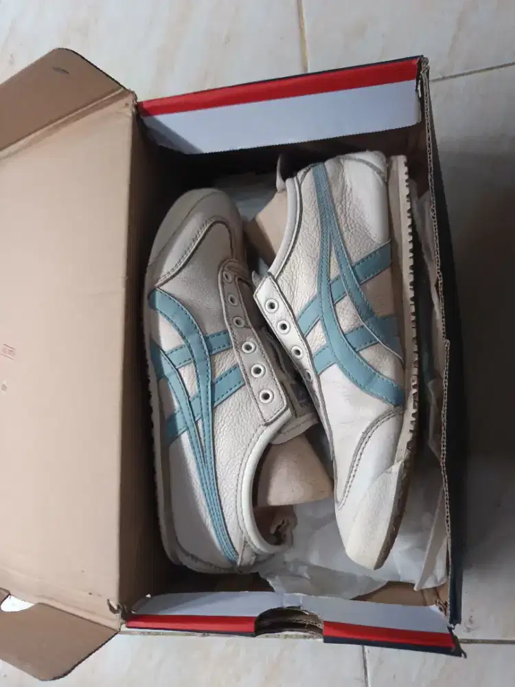 Sepatu Onitsuka tiger