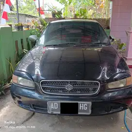 Suzuki Baleno 2001