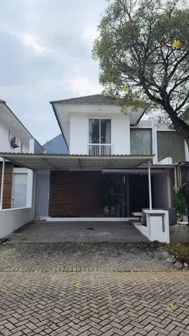 Disewakan rumah semi furnish royal residence, Surabaya barat