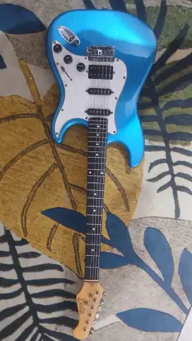 Gitar listrik delta ds 302 or1g1nal no minus