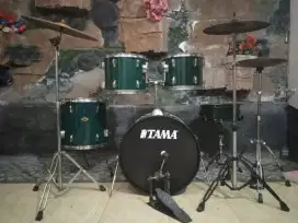 Drum Tama Swingstar
simbal nebulae galaxy dan alchemy 20