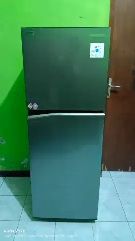 Kulkas Panasonic 2 pintu inverter